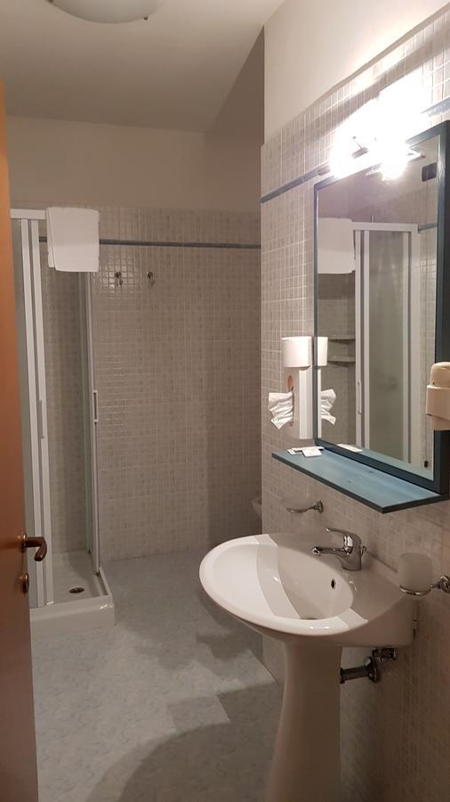 Casa Del Sole Panzió Latisana Kültér fotó