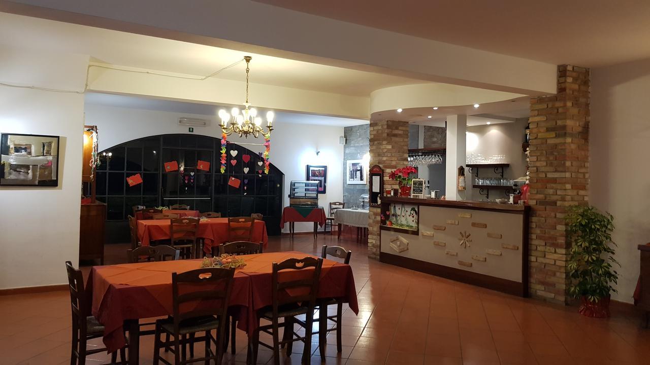 Casa Del Sole Panzió Latisana Kültér fotó